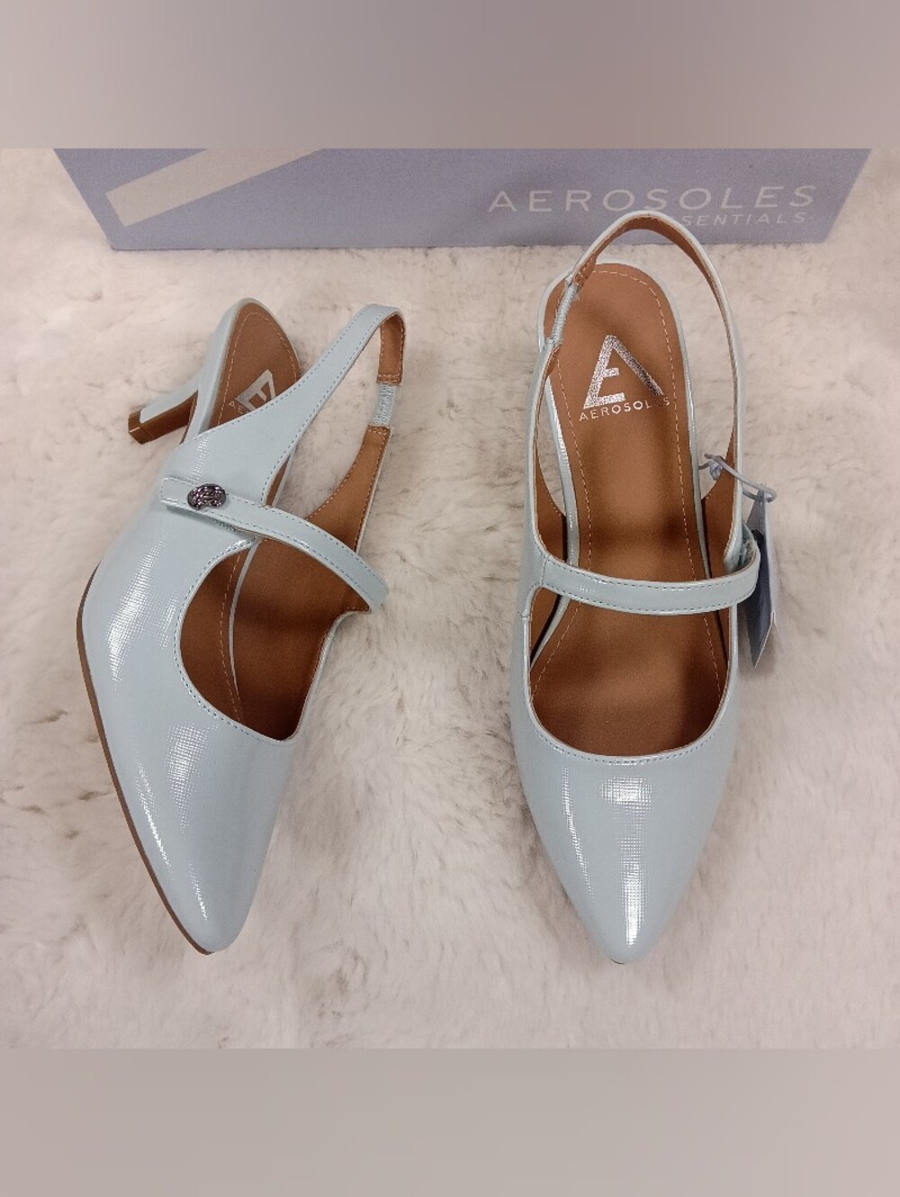 AEROSOLES Powder Blue Patent Mary Jane Slingback Heels Size 5
